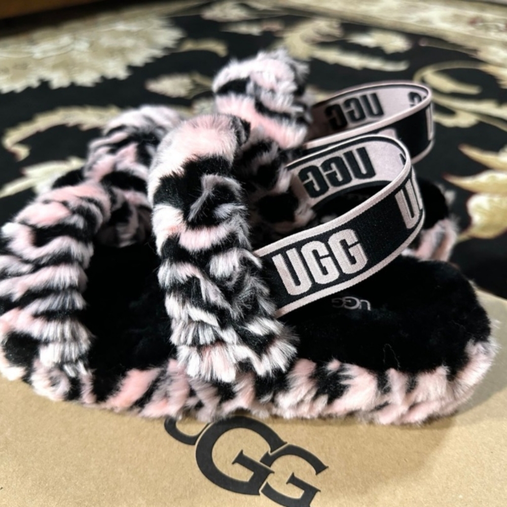 UGG Oh Yeah Sz 8 Women’s NEW Slipper Slides Pink/Black Zebra